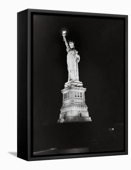 Nighttime View of the Statue of Liberty-null-Framed Stretched Canvas