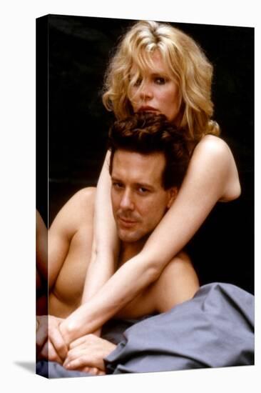 NINE 1/2 WEEKS, 1986 directed by ADRIAN LYNE Kim Basinger and Mickey Rourke (photo)-null-Stretched Canvas