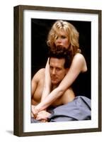 NINE 1/2 WEEKS, 1986 directed by ADRIAN LYNE Kim Basinger and Mickey Rourke (photo)-null-Framed Photo