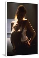 NINE 1/2 WEEKS, 1986 directed by ADRIAN LYNE Kim Basinger (photo)-null-Framed Photo