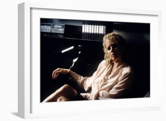 NINE 1/2 WEEKS, 1986 directed by ADRIAN LYNE Kim Basinger (photo)-null-Framed Photo