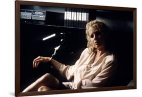 NINE 1/2 WEEKS, 1986 directed by ADRIAN LYNE Kim Basinger (photo)-null-Framed Photo