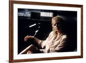 NINE 1/2 WEEKS, 1986 directed by ADRIAN LYNE Kim Basinger (photo)-null-Framed Photo