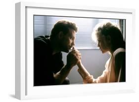 NINE 1/2 WEEKS, 1986 directed by ADRIAN LYNE Mickey Rourke and Kim Basinger (photo)-null-Framed Photo