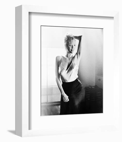 Nine 1/2 Weeks, Kim Basinger, 1986-null-Framed Photo