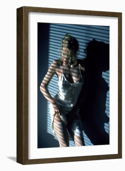 Nine 1/2 Weeks, Kim Basinger, Directed by Adrian Lyne, 1986-null-Framed Photo