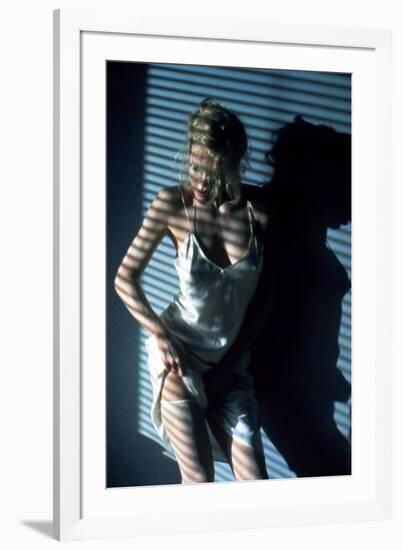 Nine 1/2 Weeks, Kim Basinger, Directed by Adrian Lyne, 1986-null-Framed Photo