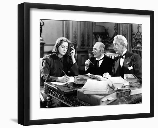NINOTCHKA, 1939 directed by ERNST LUBITSCH Greta Garbo (b/w photo)-null-Framed Photo