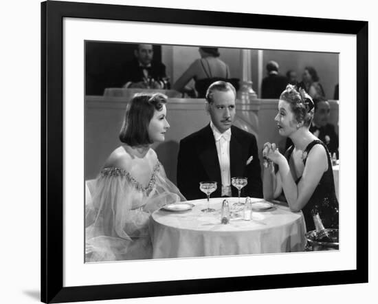 NINOTCHKA, 1939 directed by ERNST LUBITSCH Greta Garbo, Melvyn Douglas and Ina Claire (b/w photo)-null-Framed Photo