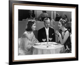 NINOTCHKA, 1939 directed by ERNST LUBITSCH Greta Garbo, Melvyn Douglas and Ina Claire (b/w photo)-null-Framed Photo