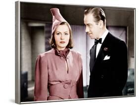 NINOTCHKA, from left: Greta Garbo, Melvyn Douglas, 1939-null-Framed Photo