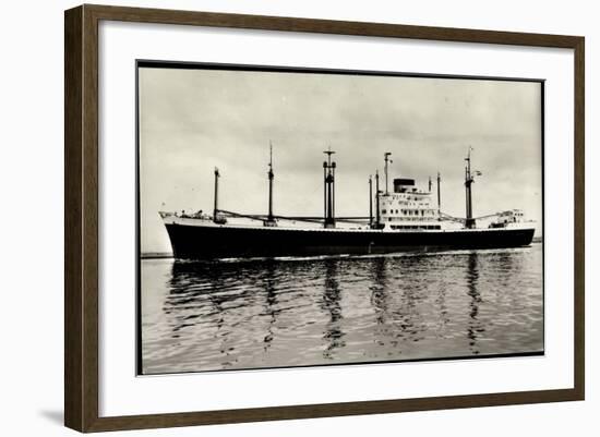 Nll, M.S. Banda, Niederländisches Dampfschiff-null-Framed Giclee Print