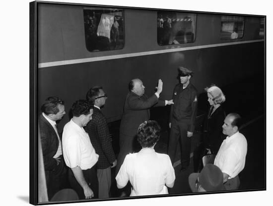 NORTH BY NORTHWEST, 1959 directed by ALFRED HITCHCOCK On the set,Alfred Hitchcock directs Cary Gran-null-Framed Photo