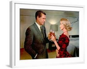 North By Northwest, Cary Grant, Eva Marie Saint, 1959-null-Framed Photo