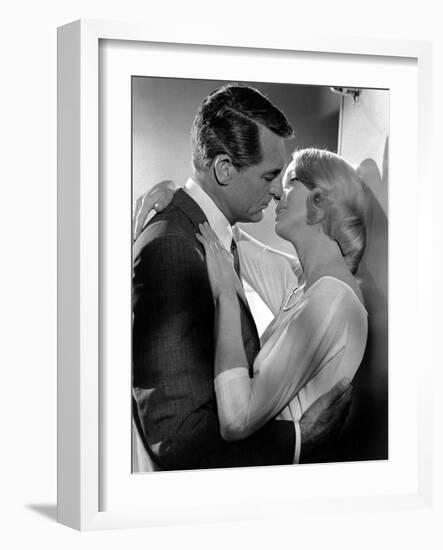 North by Northwest, Cary Grant, Eva Marie Saint, 1959-null-Framed Photo