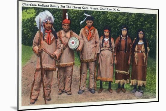 North Carolina - Cherokee Indians Ready for Green Corn Dance-Lantern Press-Mounted Art Print