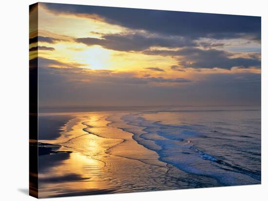 Northumberland Beach-Joe Cornish-Stretched Canvas