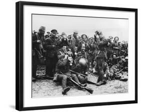 Northumberland Fusiliers at St Eloi 1916-Robert Hunt-Framed Photographic Print