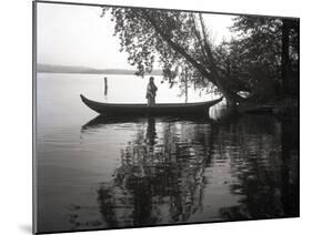 Northwest Indian Style Canoe on a Lake Washington, 1905-1906-Ashael Curtis-Mounted Giclee Print