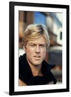 Nos plus Belles Annees THE WAY WE WERE by Sydney Pollack with Robert Redford, 1973 (photo)-null-Framed Photo