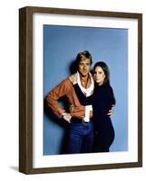 Nos plus Belles Annees THE WAY WE WERE by Sydney Pollack with Robert Redford and Barbra Streisand, -null-Framed Photo