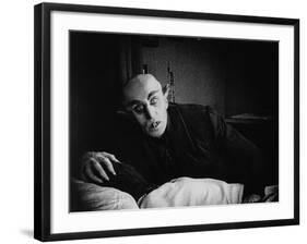 Nosferatu, Max Schreck, 1922-null-Framed Premium Photographic Print