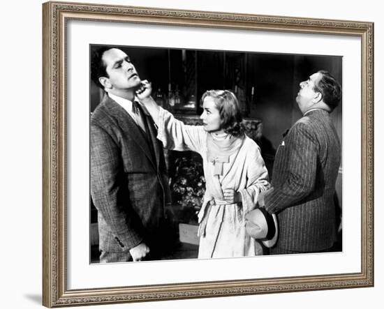 Nothing Sacred, Fredric March, Carole Lombard, Walter Connelly, 1937-null-Framed Photo