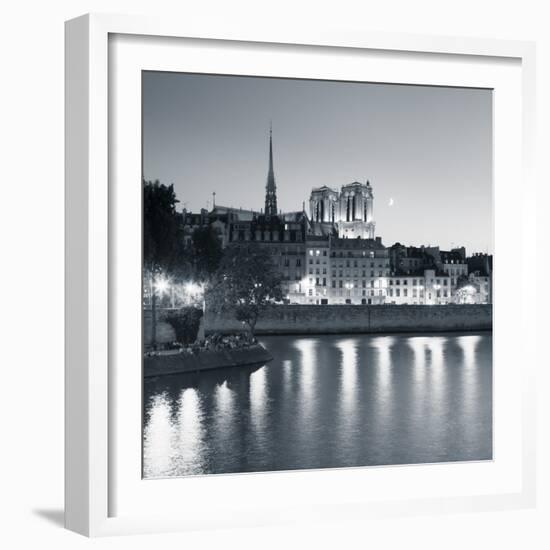 Notre Dame and Ile De La Cite, Paris, France-Jon Arnold-Framed Photographic Print