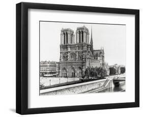 Notre Dame Cathedral-Bettmann-Framed Photographic Print