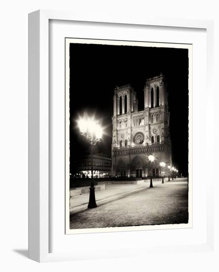 Notre Dame-Craig Roberts-Framed Photographic Print