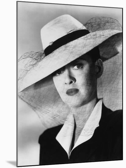 Now, Voyager, 1942-null-Mounted Photographic Print