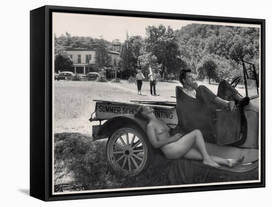 Nude Model Doris Fischer takes a break from posing for Students at Oxbow-Loomis Dean-Framed Stretched Canvas