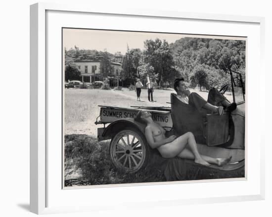 Nude Model Doris Fischer takes a break from posing for Students at Oxbow-Loomis Dean-Framed Photographic Print