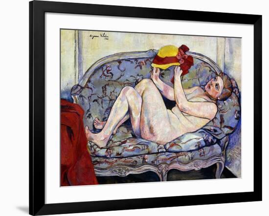 Nude Reaching on a Sofa; Nu Allonge Sur Un Canape, 1928-Suzanne Valadon-Framed Giclee Print