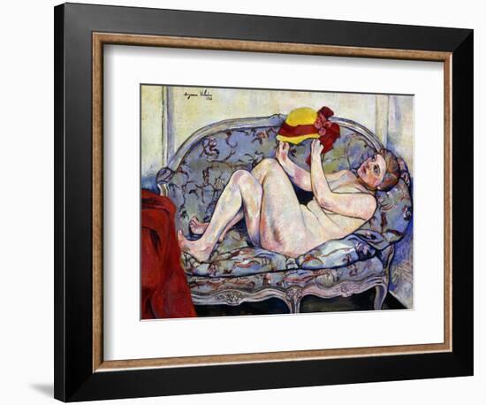 Nude Reaching on a Sofa; Nu Allonge Sur Un Canape, 1928-Suzanne Valadon-Framed Giclee Print