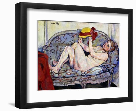 Nude Reaching on a Sofa; Nu Allonge Sur Un Canape, 1928-Suzanne Valadon-Framed Giclee Print