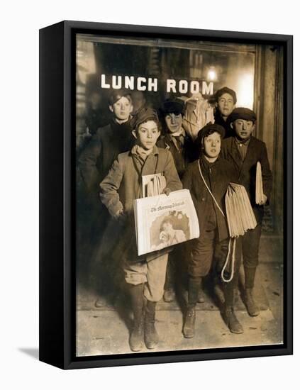 NYC Newsboys, Lewis Hine, 1908-Science Source-Framed Stretched Canvas