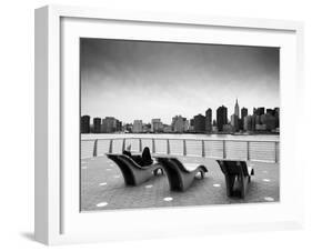 NYC Relax-Nina Papiorek-Framed Photographic Print