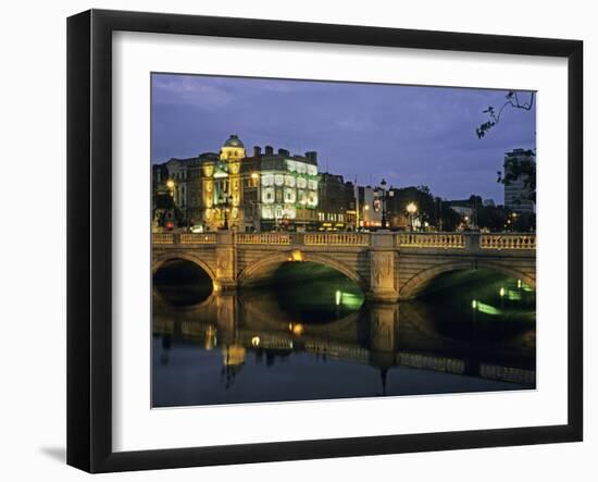 O'Connell Bridge, River Liffy, Dublin, Ireland-David Barnes-Framed Premium Photographic Print