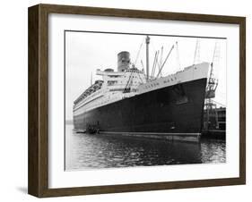 Ocean Liner RMS Queen Mary, 20th Century-null-Framed Giclee Print