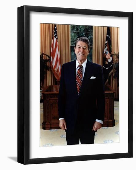 Official Portrait of President Reagan in the Oval Office. June 3 1985. Po-Usp-Reagan_Na-12-0061M-null-Framed Photo