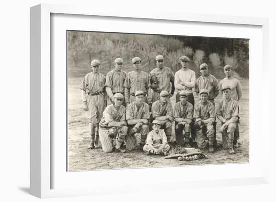 Old Baseball Team Photograph-null-Framed Art Print