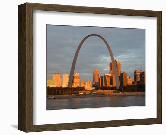 Old Courthouse and Gateway Arch Area along Mississippi River, St. Louis, Missouri, USA-Walter Bibikow-Framed Photographic Print