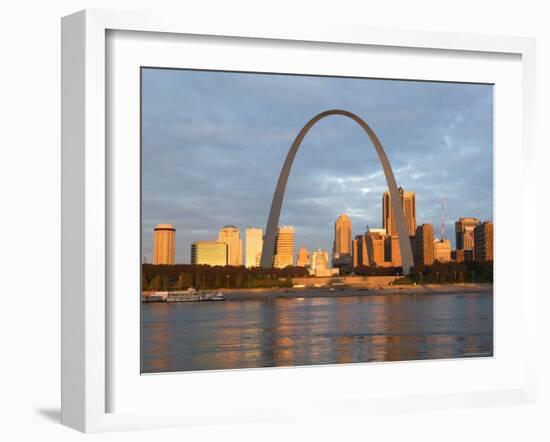 Old Courthouse and Gateway Arch, St. Louis, Missouri, USA-Walter Bibikow-Framed Photographic Print