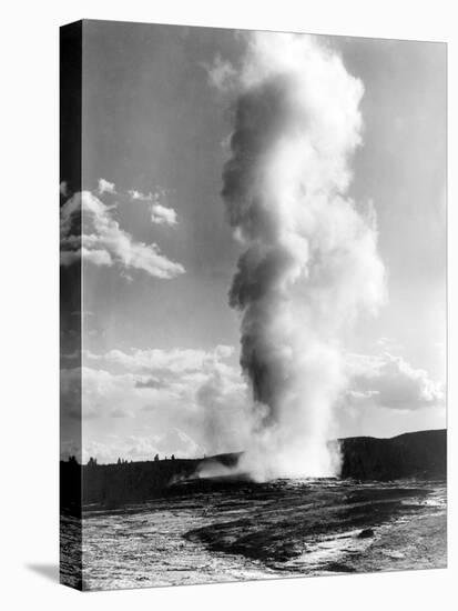 Old Faithful Geyser at Yellowstone National Park Photograph - Yellowstone, WY-Lantern Press-Stretched Canvas