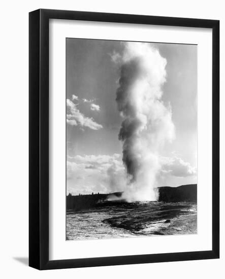 Old Faithful Geyser at Yellowstone National Park Photograph - Yellowstone, WY-Lantern Press-Framed Art Print