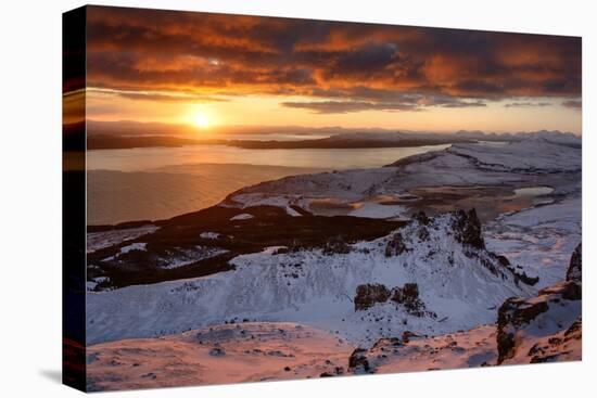 Old Man of Storr-Maciej Duczynski-Stretched Canvas