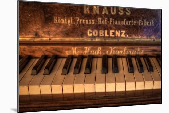 Old Piano-Nathan Wright-Mounted Photographic Print