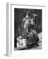 Old Woman, Back of Fleet Street, London, 1926-1927-Hoppe-Framed Giclee Print