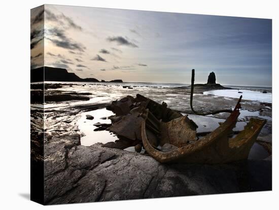 Old Wreck and Black Nab at Saltwick Bay, Near Whitby, North Yorkshire, Yorkshire, England, UK-Mark Sunderland-Stretched Canvas